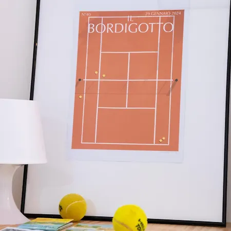 Apartment Lawn Tennis